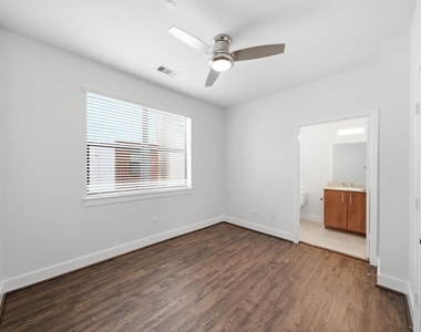 1320 Welch Street - Photo Thumbnail 15