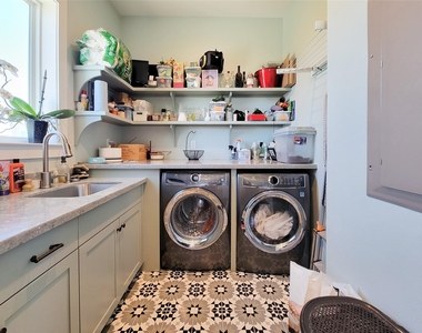 1001 Bamar Lane - Photo Thumbnail 18