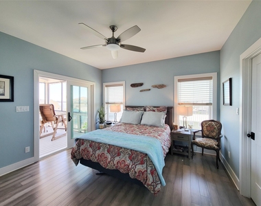 1001 Bamar Lane - Photo Thumbnail 20