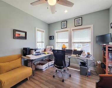 1001 Bamar Lane - Photo Thumbnail 31