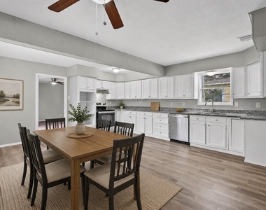 1004 S 2nd Street - Photo Thumbnail 1