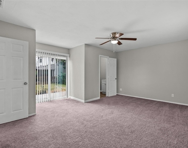 1004 S 2nd Street - Photo Thumbnail 12
