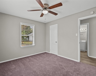 1004 S 2nd Street - Photo Thumbnail 10