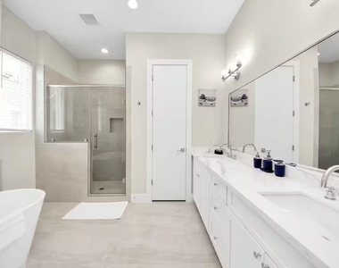 5935 Beall Street - Photo Thumbnail 12