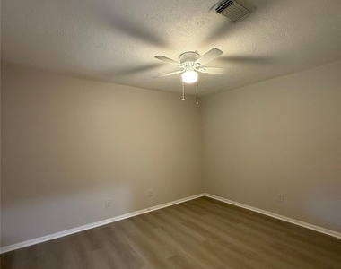 1042 Cascade Creek Drive - Photo Thumbnail 22