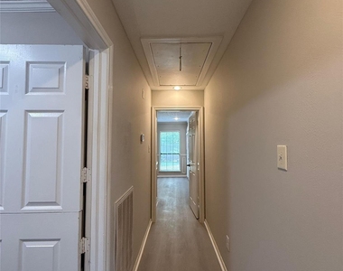 1042 Cascade Creek Drive - Photo Thumbnail 16
