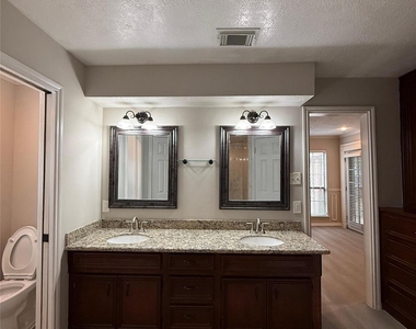 1042 Cascade Creek Drive - Photo Thumbnail 20