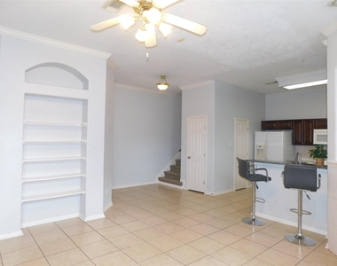 2710 Grants Lake Boulevard - Photo Thumbnail 19
