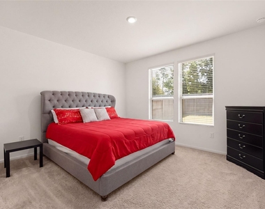 16956 Juniper Blossom Bend - Photo Thumbnail 10