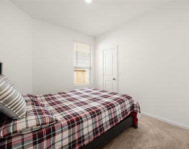 16956 Juniper Blossom Bend - Photo Thumbnail 5