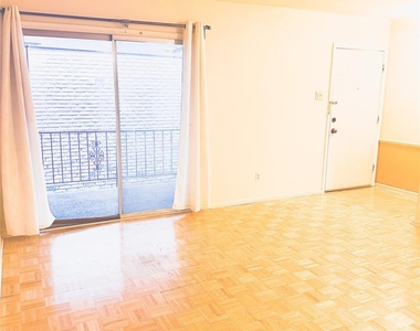 7600 Burgoyne Road - Photo Thumbnail 6