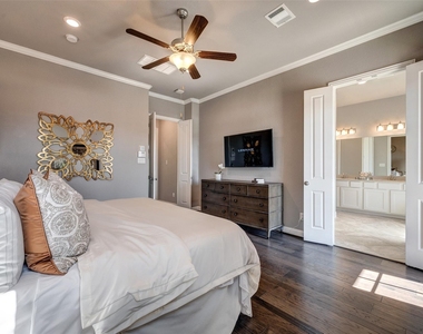 11017 Mikula Dr - Photo Thumbnail 30