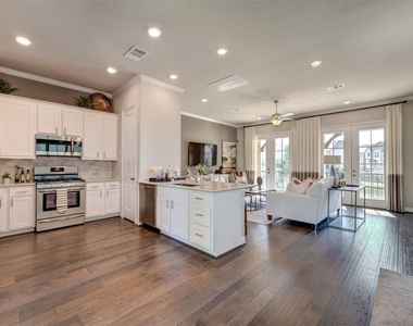 11017 Mikula Dr - Photo Thumbnail 18