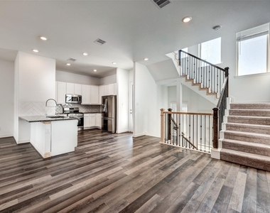 11017 Mikula Dr - Photo Thumbnail 37