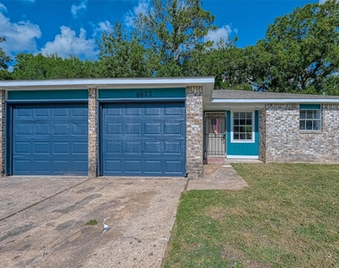 8623 Valley Forest Drive - Photo Thumbnail 5