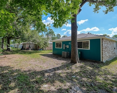 8623 Valley Forest Drive - Photo Thumbnail 31