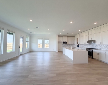 2503 Pine Bluff Drive - Photo Thumbnail 1