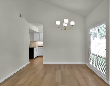 2171 E Settlers Way - Photo Thumbnail 4