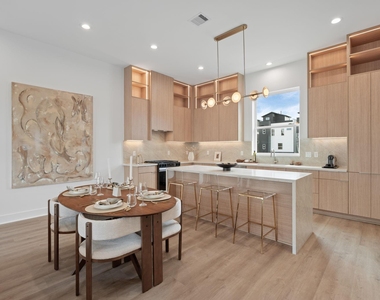 1117 Ennis Street - Photo Thumbnail 19