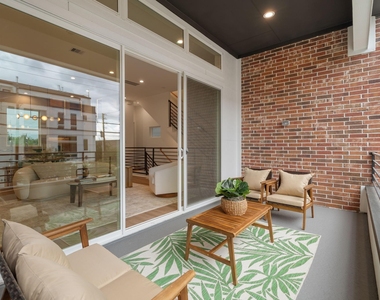 1117 Ennis Street - Photo Thumbnail 28