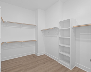 1117 Ennis Street - Photo Thumbnail 39