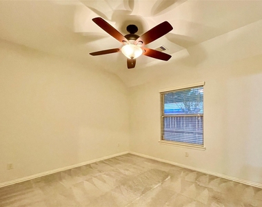 24502 Forenza Court - Photo Thumbnail 15