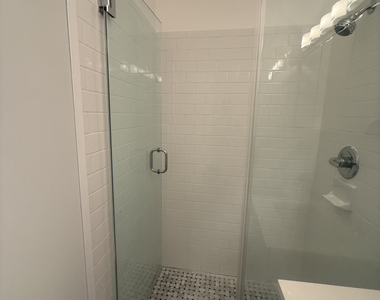 400 East 89th Street - Photo Thumbnail 8