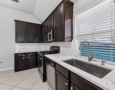19127 Cannon Hills Lane - Photo Thumbnail 18
