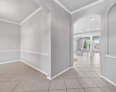 19127 Cannon Hills Lane - Photo Thumbnail 4