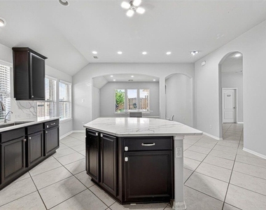 19127 Cannon Hills Lane - Photo Thumbnail 20