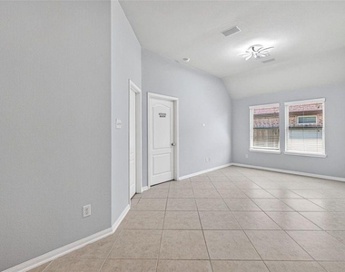 19127 Cannon Hills Lane - Photo Thumbnail 30