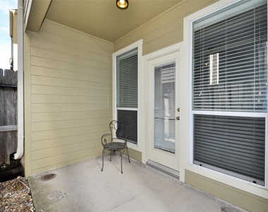 1613 Detering Street - Photo Thumbnail 28