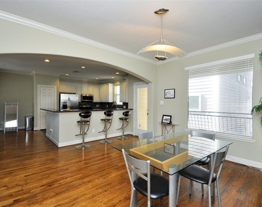 1613 Detering Street - Photo Thumbnail 10