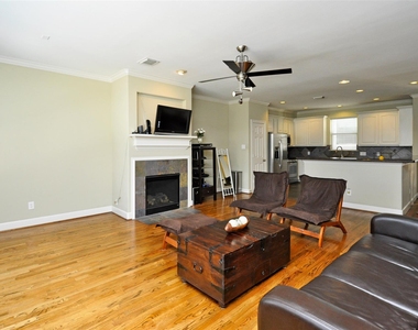 1613 Detering Street - Photo Thumbnail 7