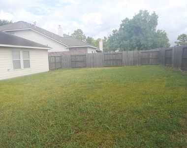 7911 Burning Oak Lane - Photo Thumbnail 36