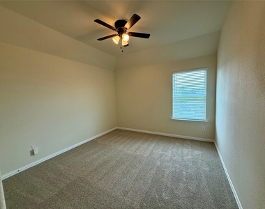 23422 Bordeaux Drive - Photo Thumbnail 22