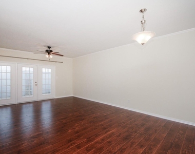 664 Wilcrest Drive - Photo Thumbnail 5