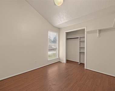 2714 S Brompton Drive - Photo Thumbnail 22