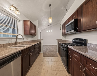 2714 S Brompton Drive - Photo Thumbnail 17