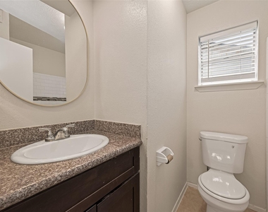 2714 S Brompton Drive - Photo Thumbnail 26