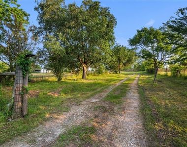 36622 Tompkins Road - Photo Thumbnail 2