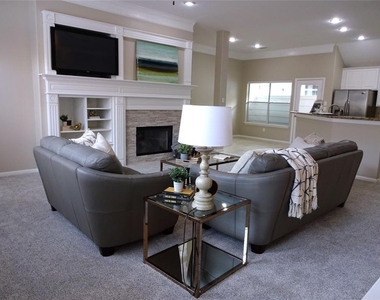 14 Paddock Pines Place - Photo Thumbnail 7