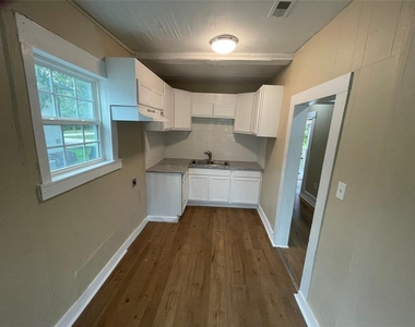 1016 Powell Street - Photo Thumbnail 1