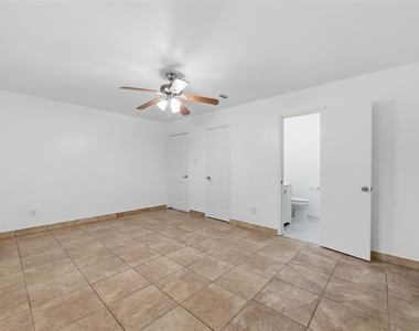11311 Hazen Street - Photo Thumbnail 14