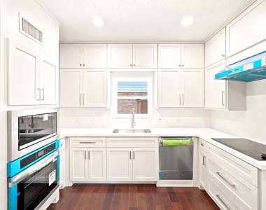 15130 Walters Road - Photo Thumbnail 10