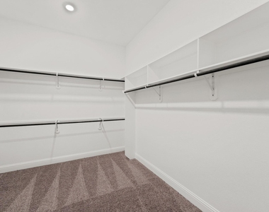7319 Honey Creek Lane - Photo Thumbnail 12
