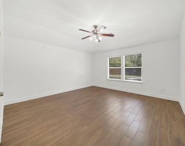 135 Fairwind Trail Drive - Photo Thumbnail 20
