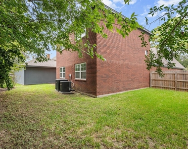 2105 Murfield Drive - Photo Thumbnail 38