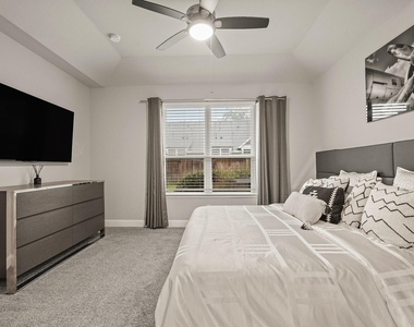 1710 Forest Mist Drive - Photo Thumbnail 8