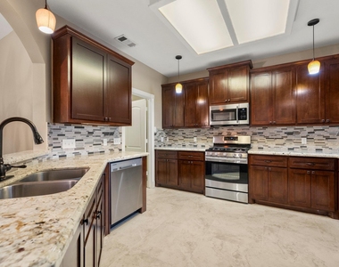 6830 Jasmine Place Street - Photo Thumbnail 12